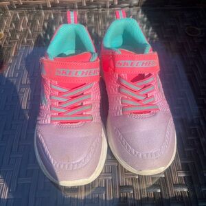 Girls Skechers sneakers